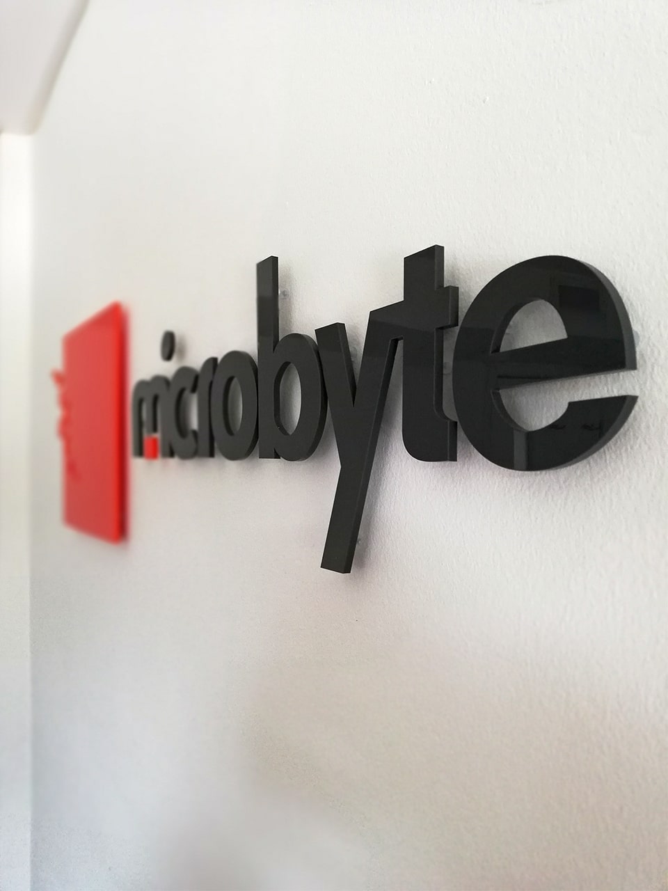 Microbyte 3D lettering