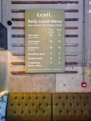 retail-signage-Vinyl-Sign-Studio