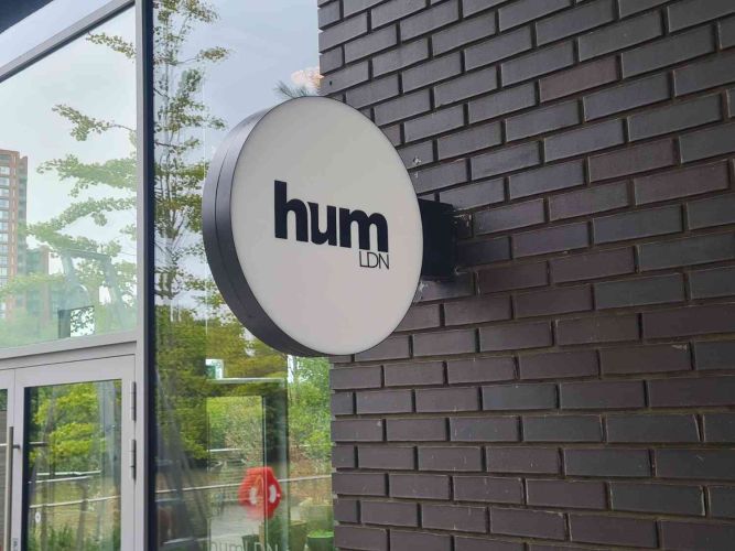 retail-signage-Vinyl-Sign-Studio