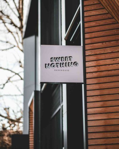 retail-signage-Vinyl-Sign-Studio