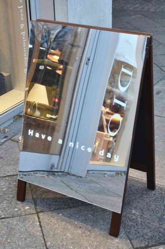 retail-signage-Vinyl-Sign-Studio