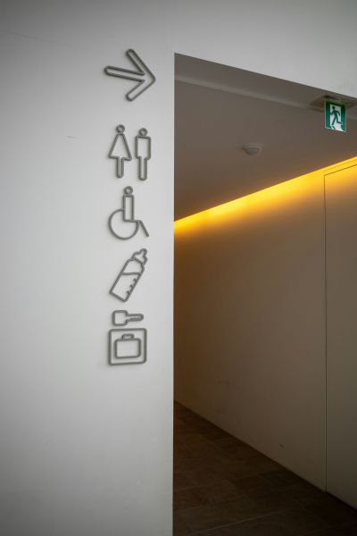 kouji-tsuru-xd_4jeZN3GM-unsplash-min