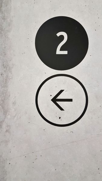 marianne-bos-m4fZn6Pr-3w-unsplash-min